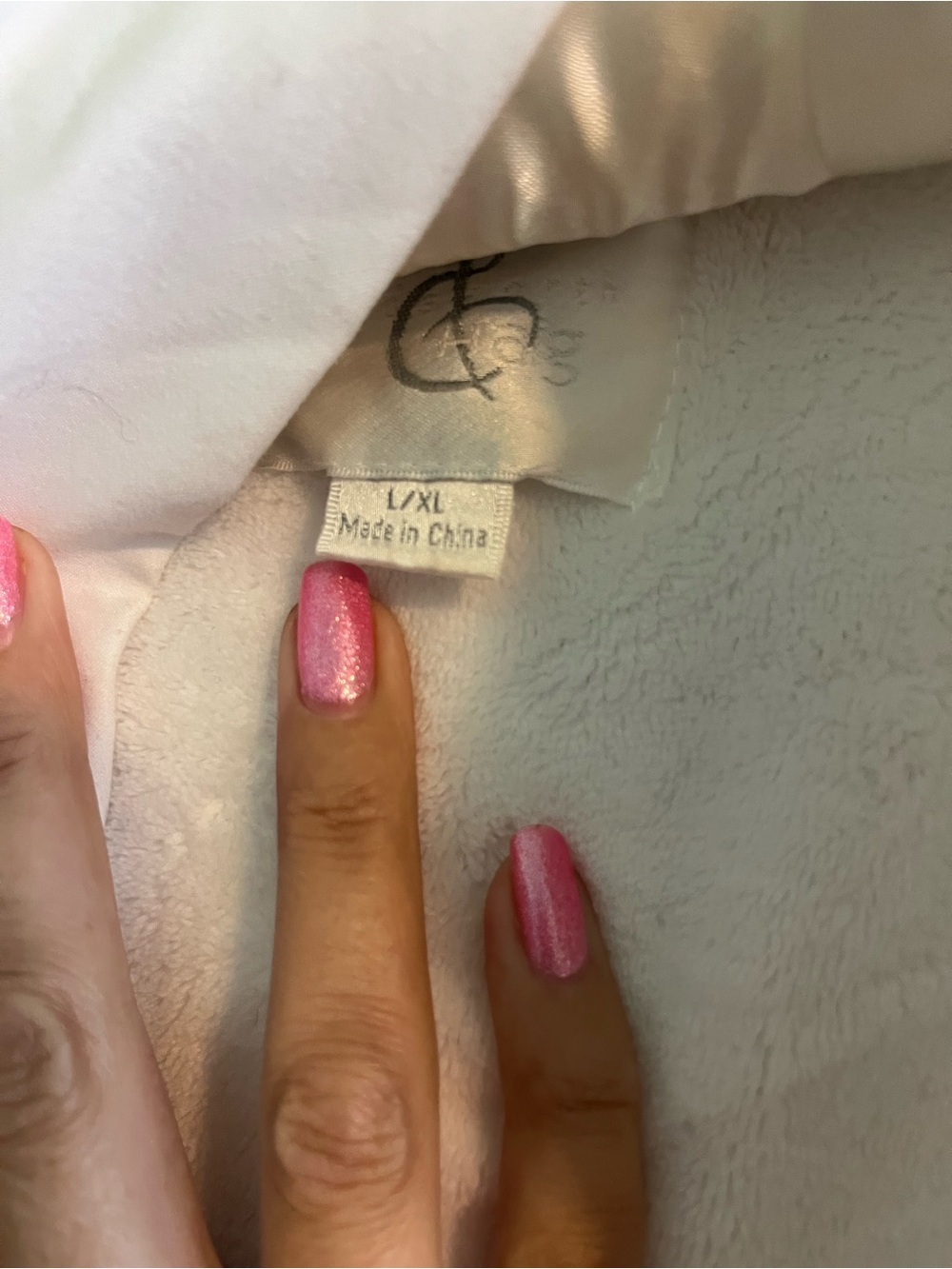 Disneyland Hotel exclusive Spa Robe - Picture 2 of 4